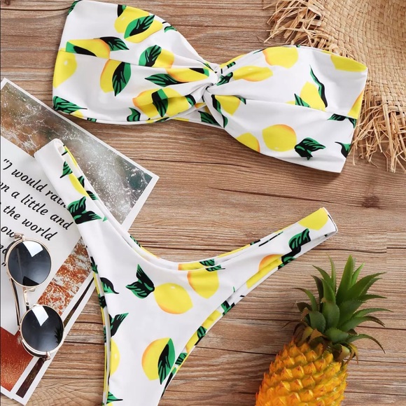 Boutique Other - 🍋HP!! 🍋Lemon Patterned Bandeau Bikini Set🍋